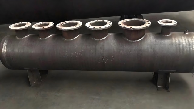盐源大口径集分水器